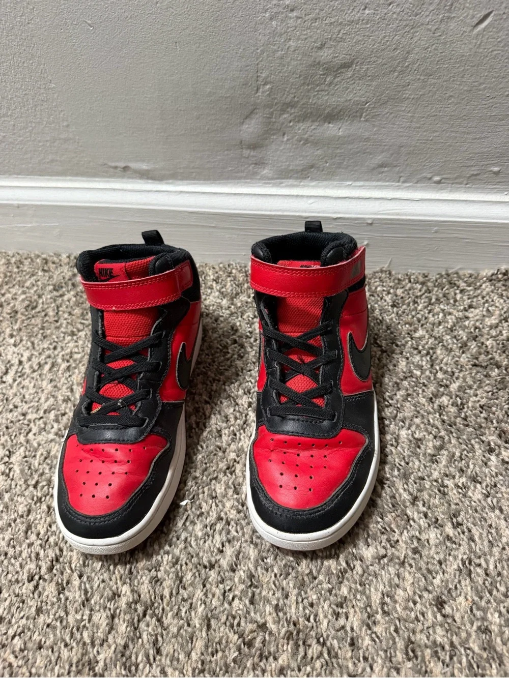 Nike Kids High-Top Sneakers - Red and Black